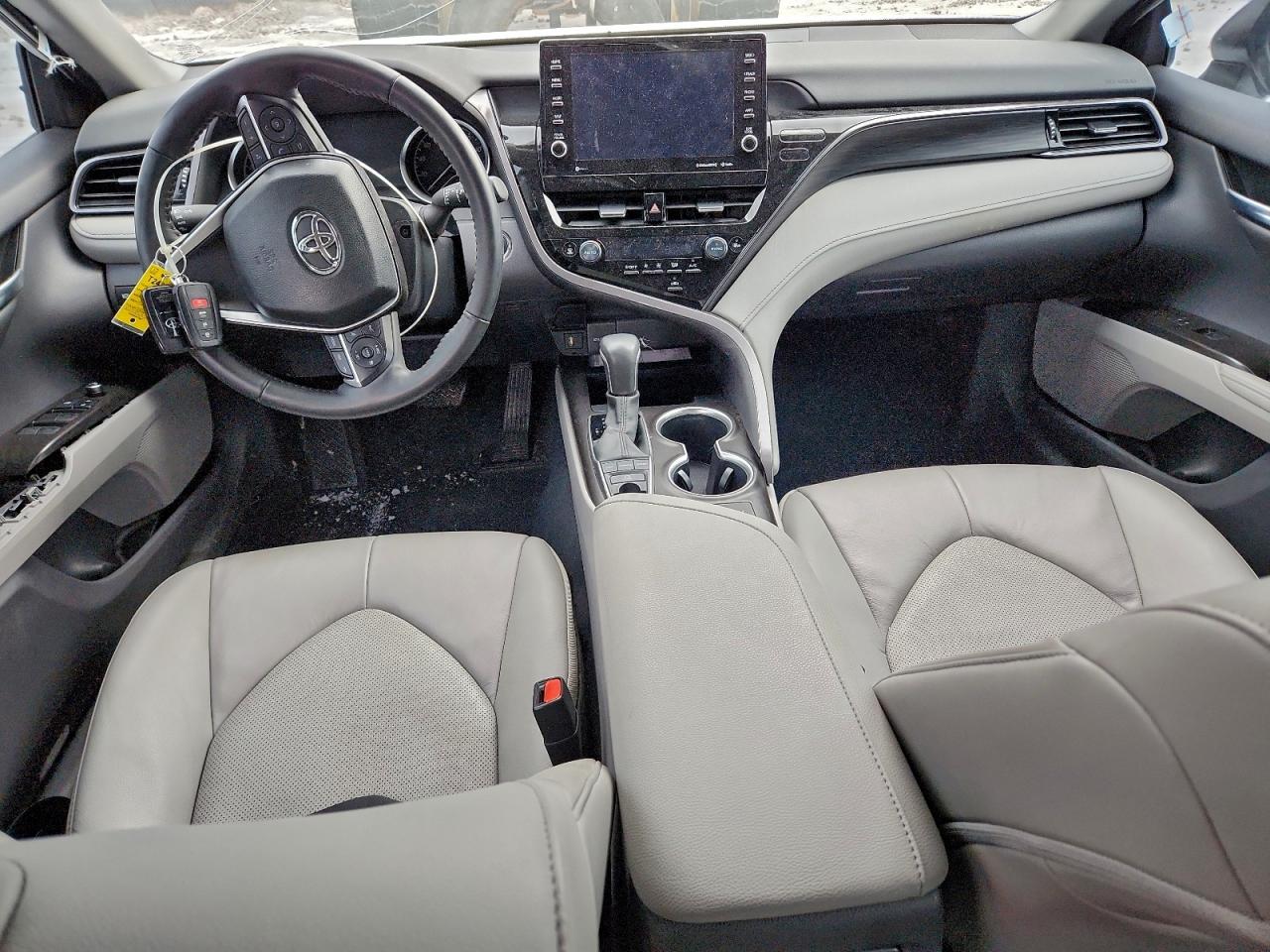 2024 TOYOTA CAMRY XLE photo 22