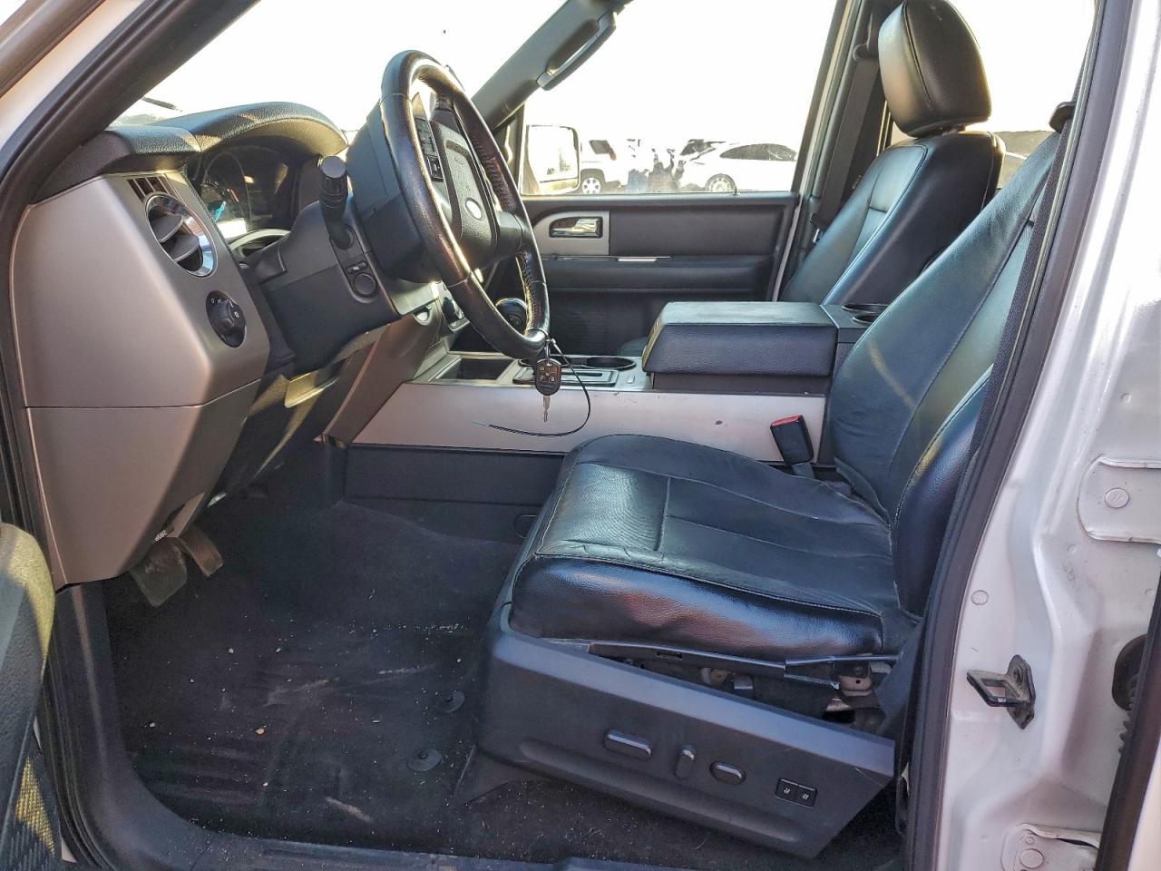 2015 FORD EXPEDITION EL XLT photo 7