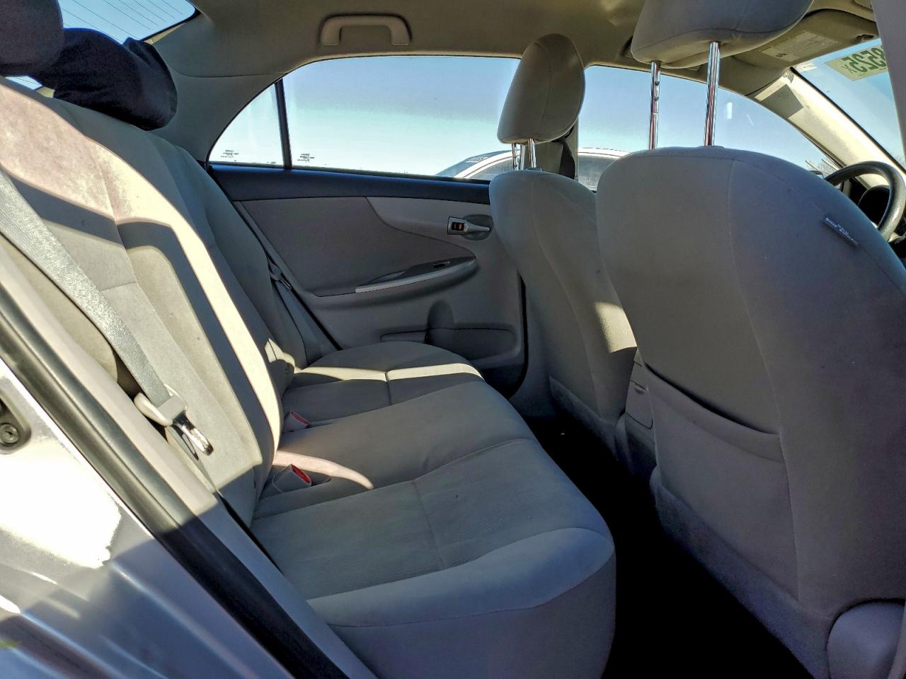 2012 TOYOTA COROLLA BASE photo 10