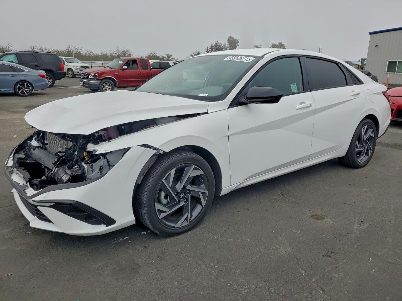 2025 HYUNDAI ELANTRA