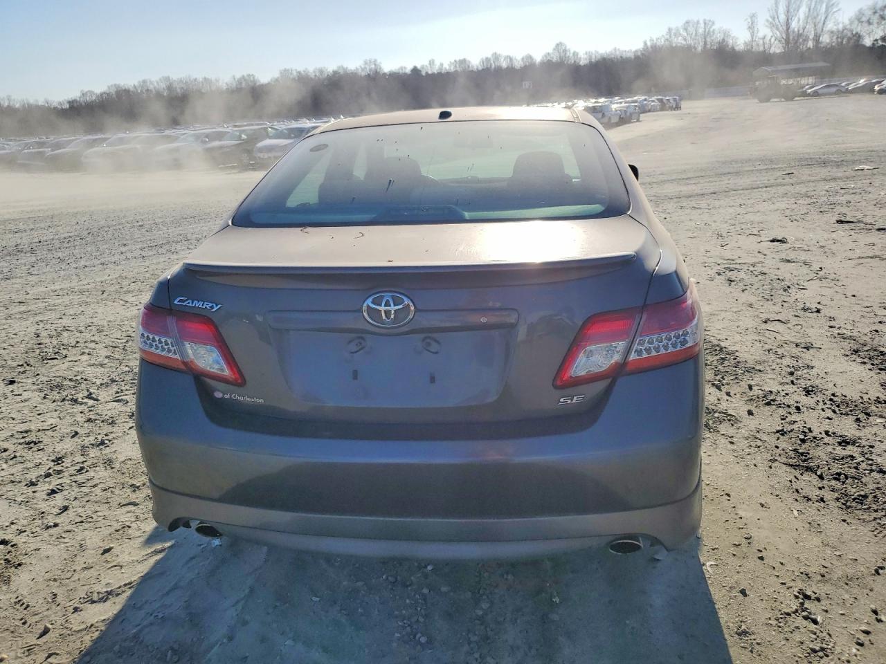 2011 TOYOTA CAMRY BASE photo 6