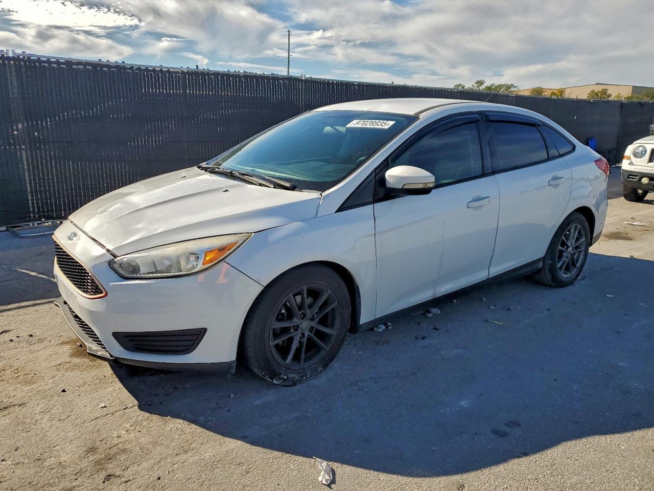 2017 FORD FOCUS