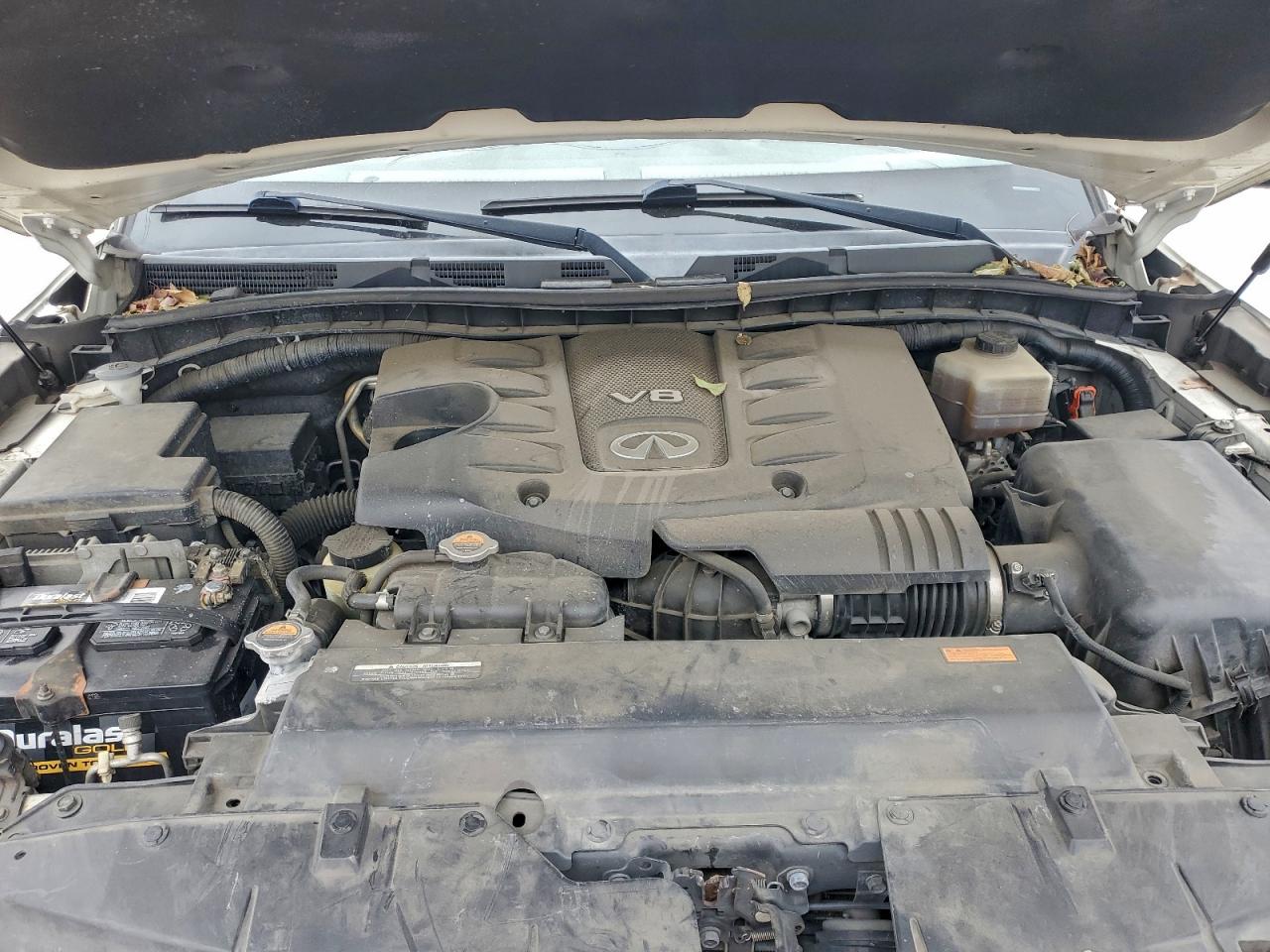 2011 INFINITI QX56 photo 12