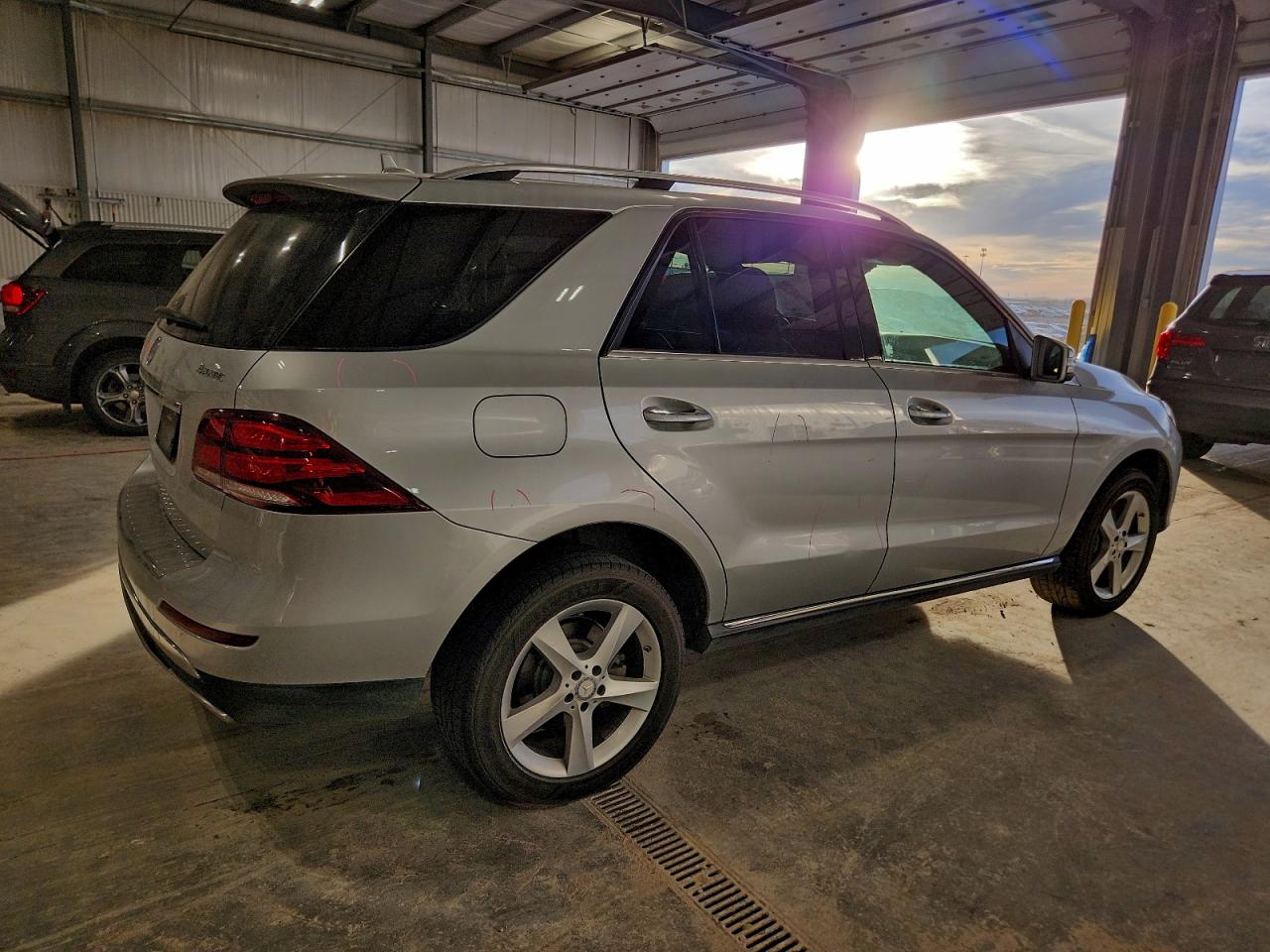 2016 MERCEDES-BENZ GLE 300D 4MATIC photo 3