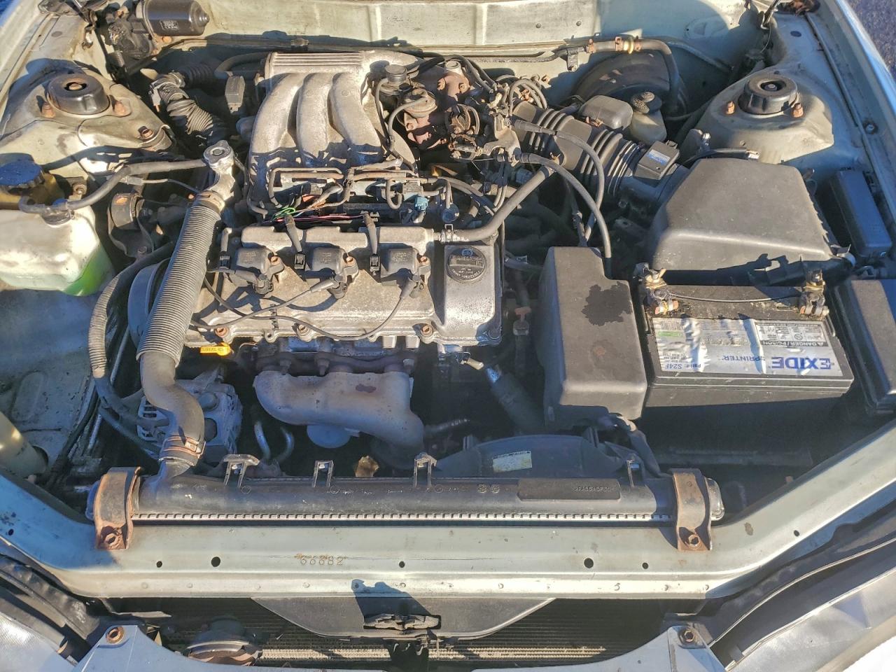 1996 TOYOTA CAMRY LE photo 11