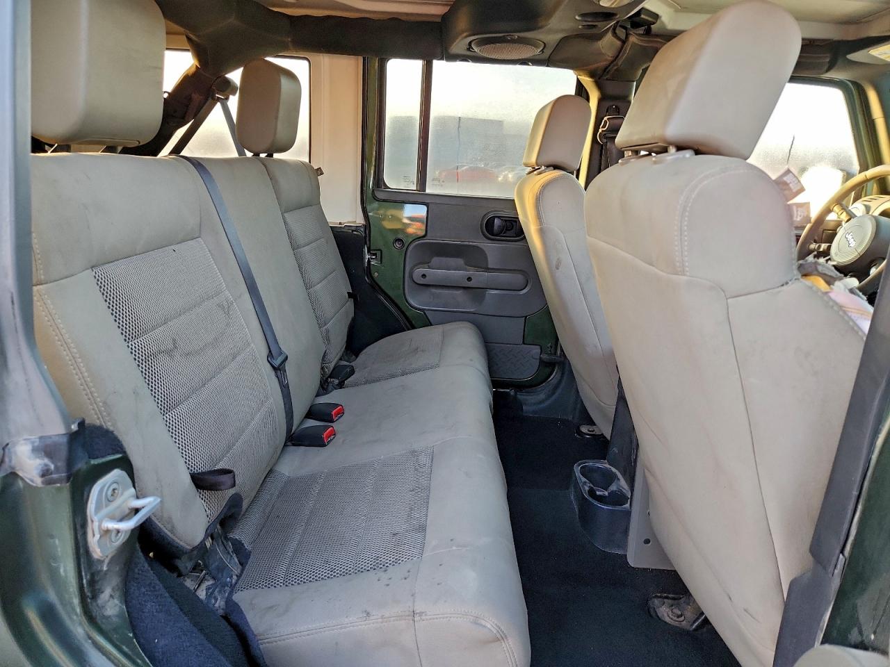 2008 JEEP WRANGLER UNLIMITED SAHARA photo 11