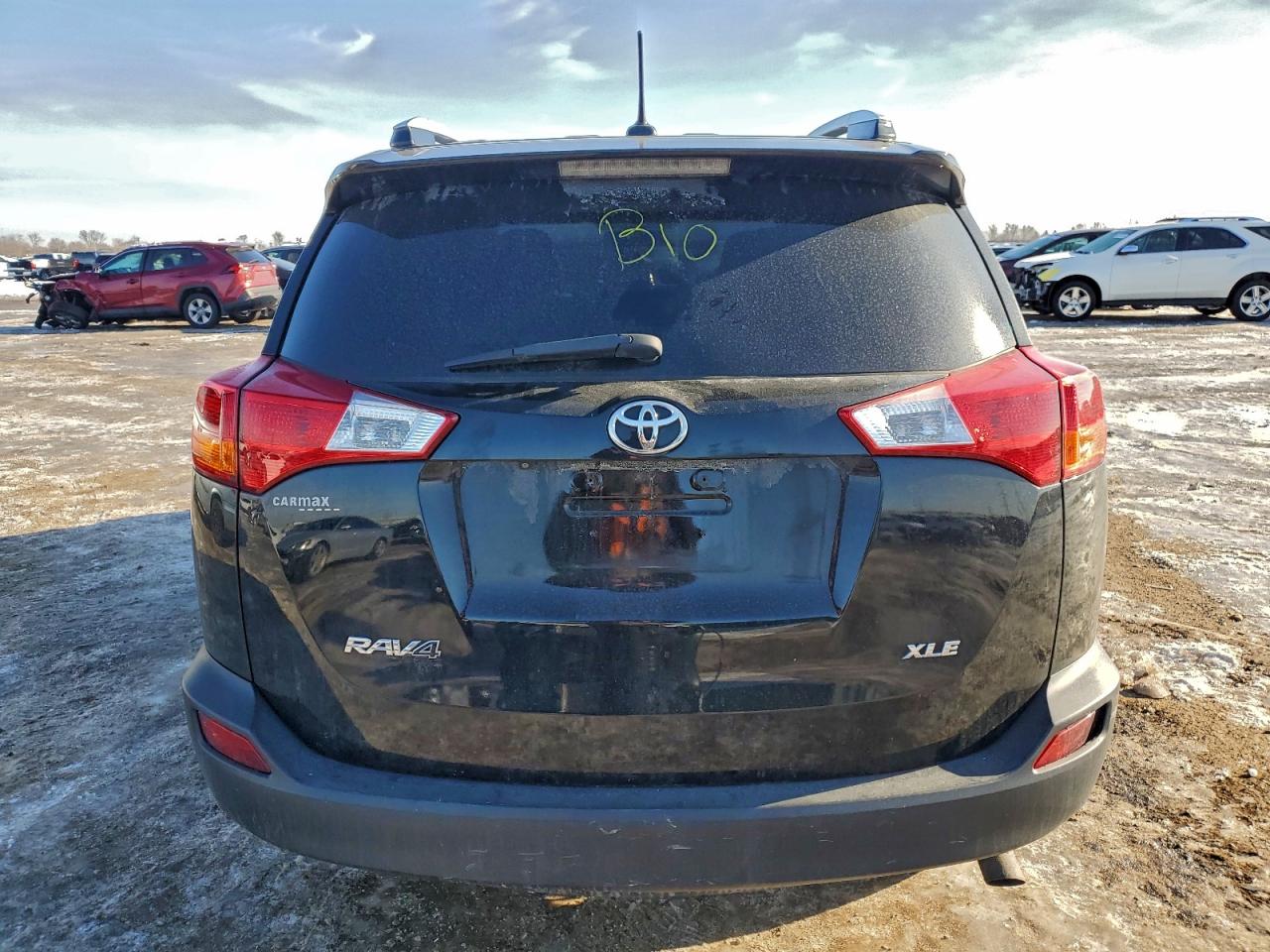 2015 TOYOTA RAV4 XLE photo 6