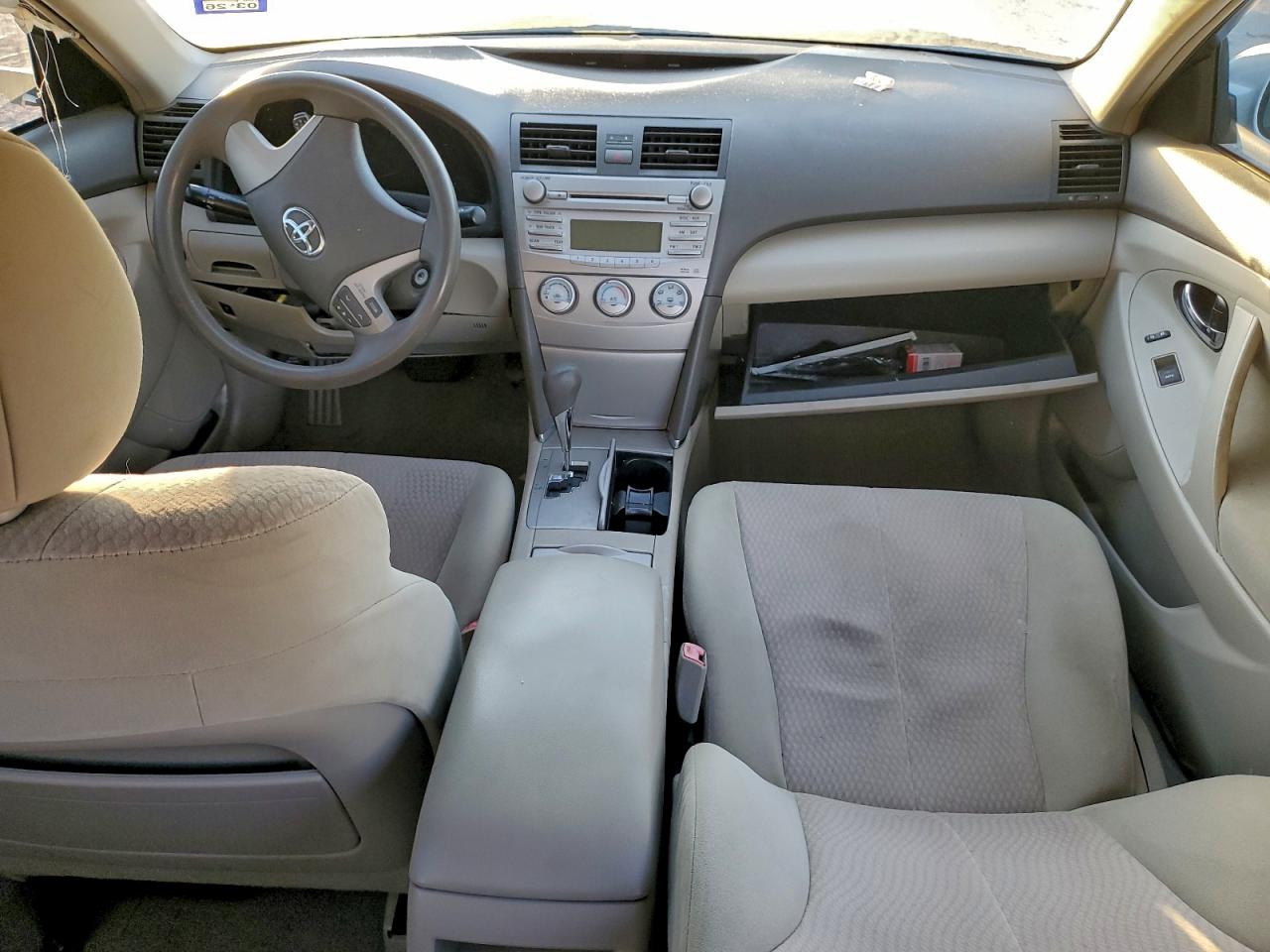 2011 TOYOTA CAMRY BASE photo 15