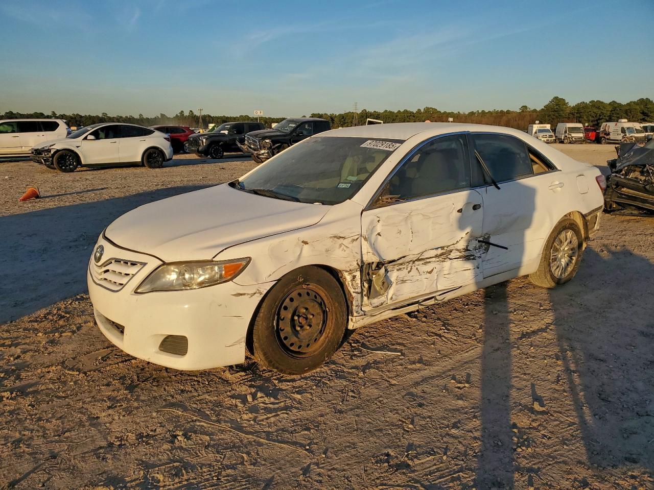 2011 TOYOTA CAMRY