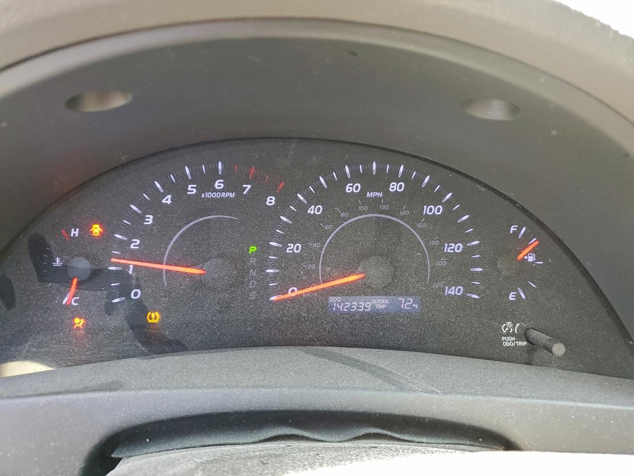 2011 TOYOTA CAMRY BASE photo 17
