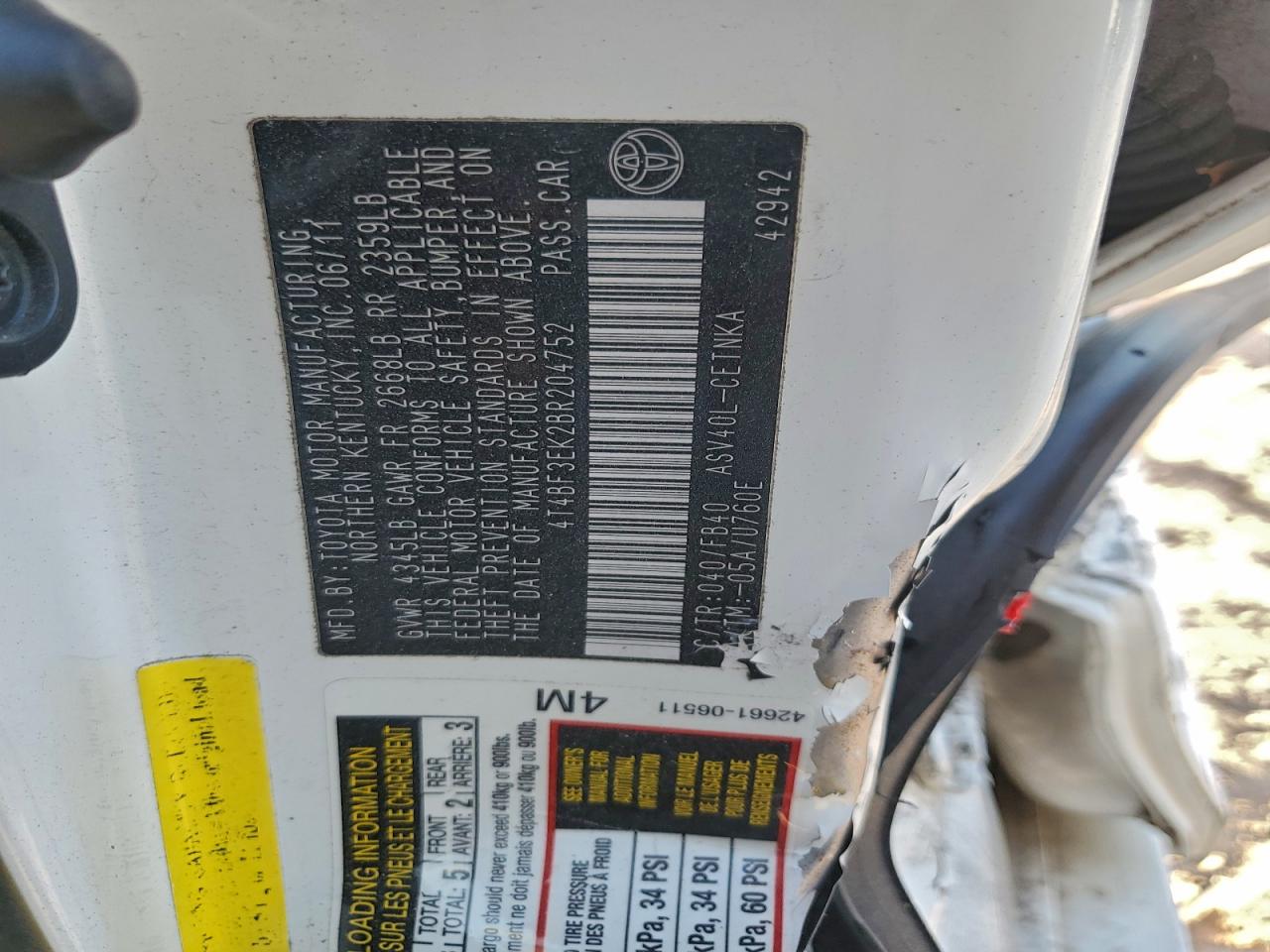 2011 TOYOTA CAMRY BASE photo 23