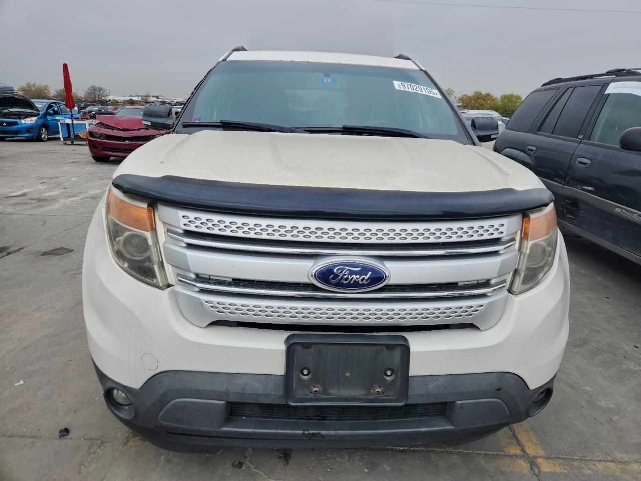 2015 FORD EXPLORER XLT photo 9