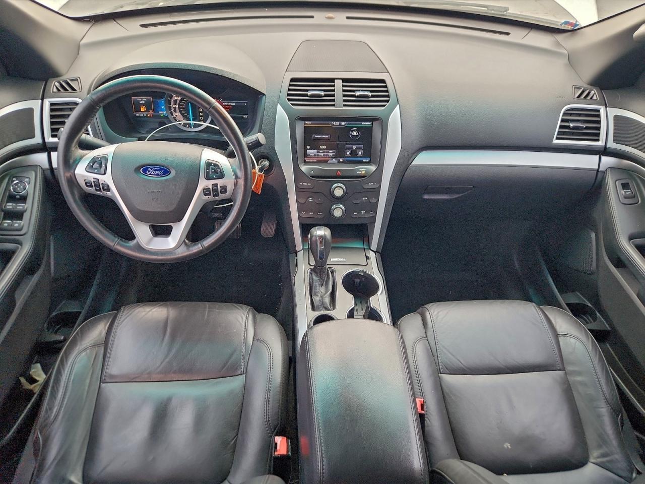 2015 FORD EXPLORER XLT photo 15