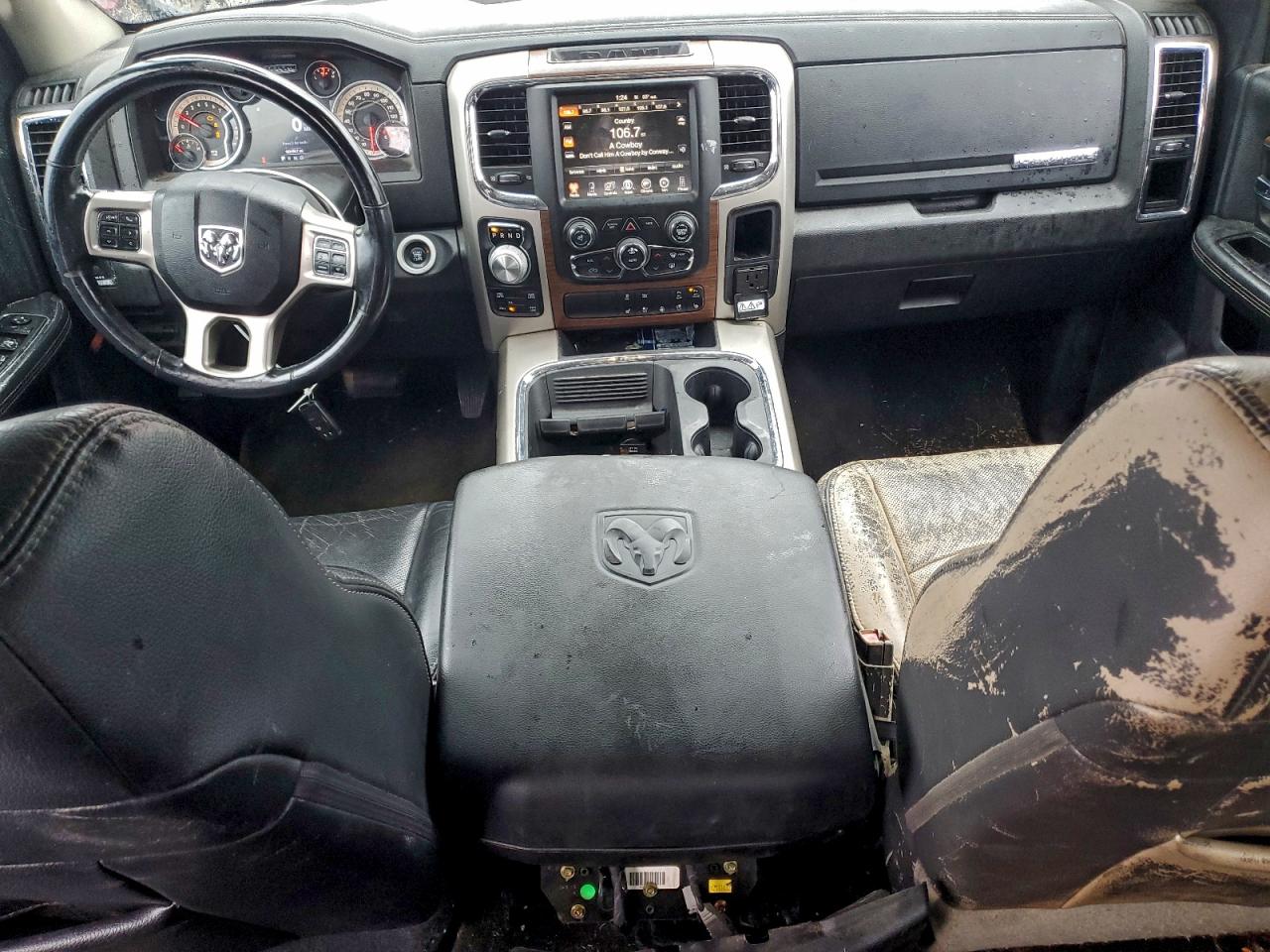 2015 RAM 1500 LARAMIE photo 8