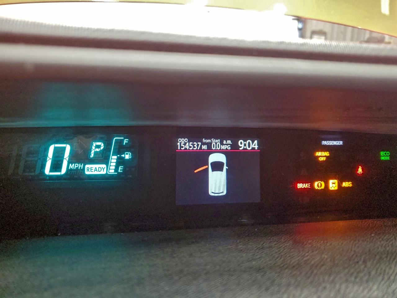 2013 TOYOTA PRIUS C photo 17