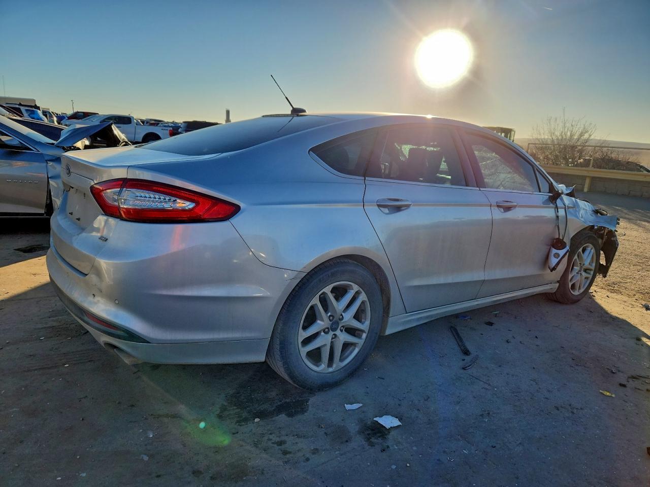 2016 FORD FUSION SE photo 3