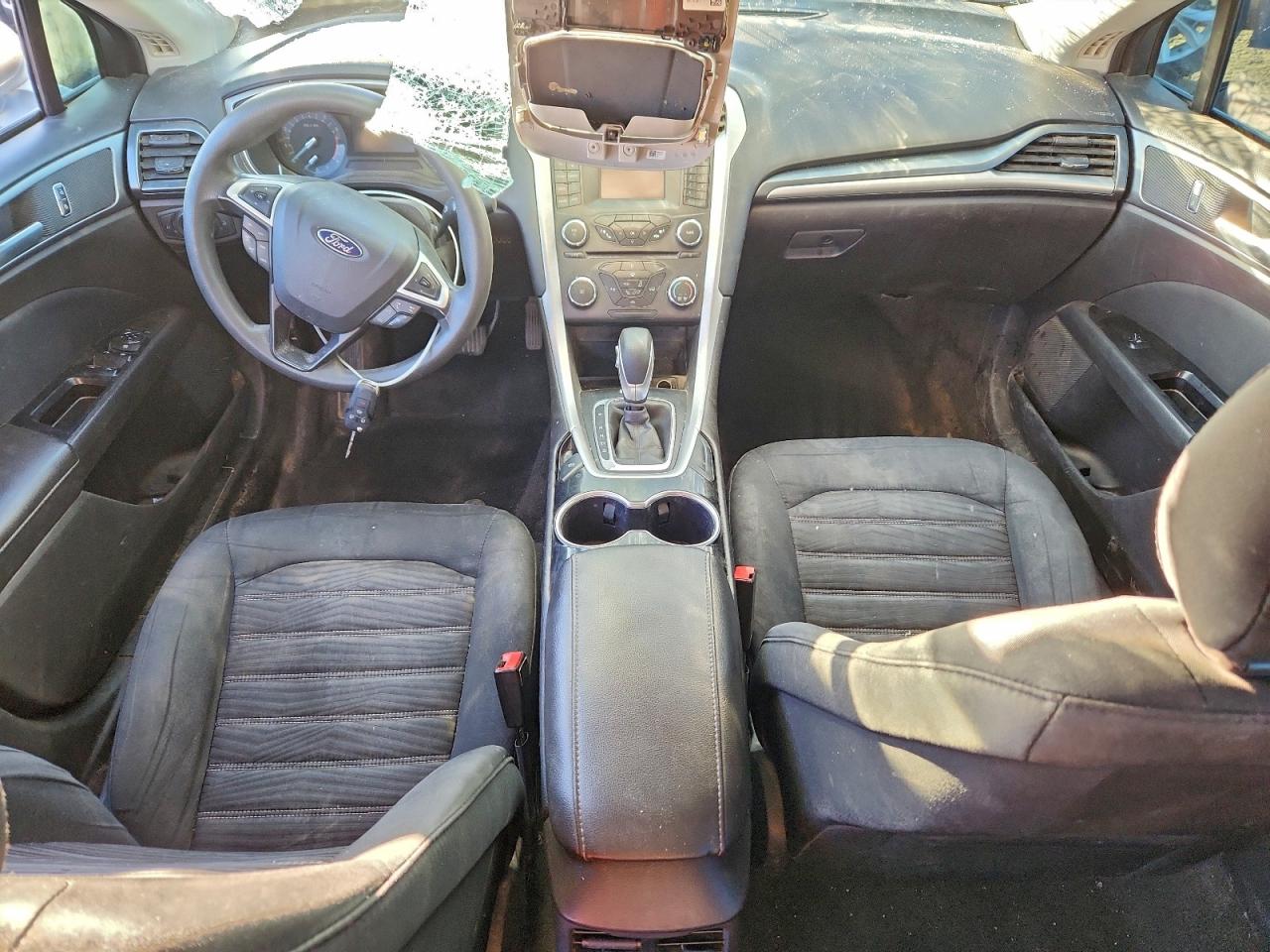 2016 FORD FUSION SE photo 8