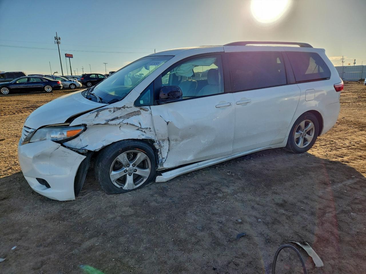 2015 TOYOTA SIENNA