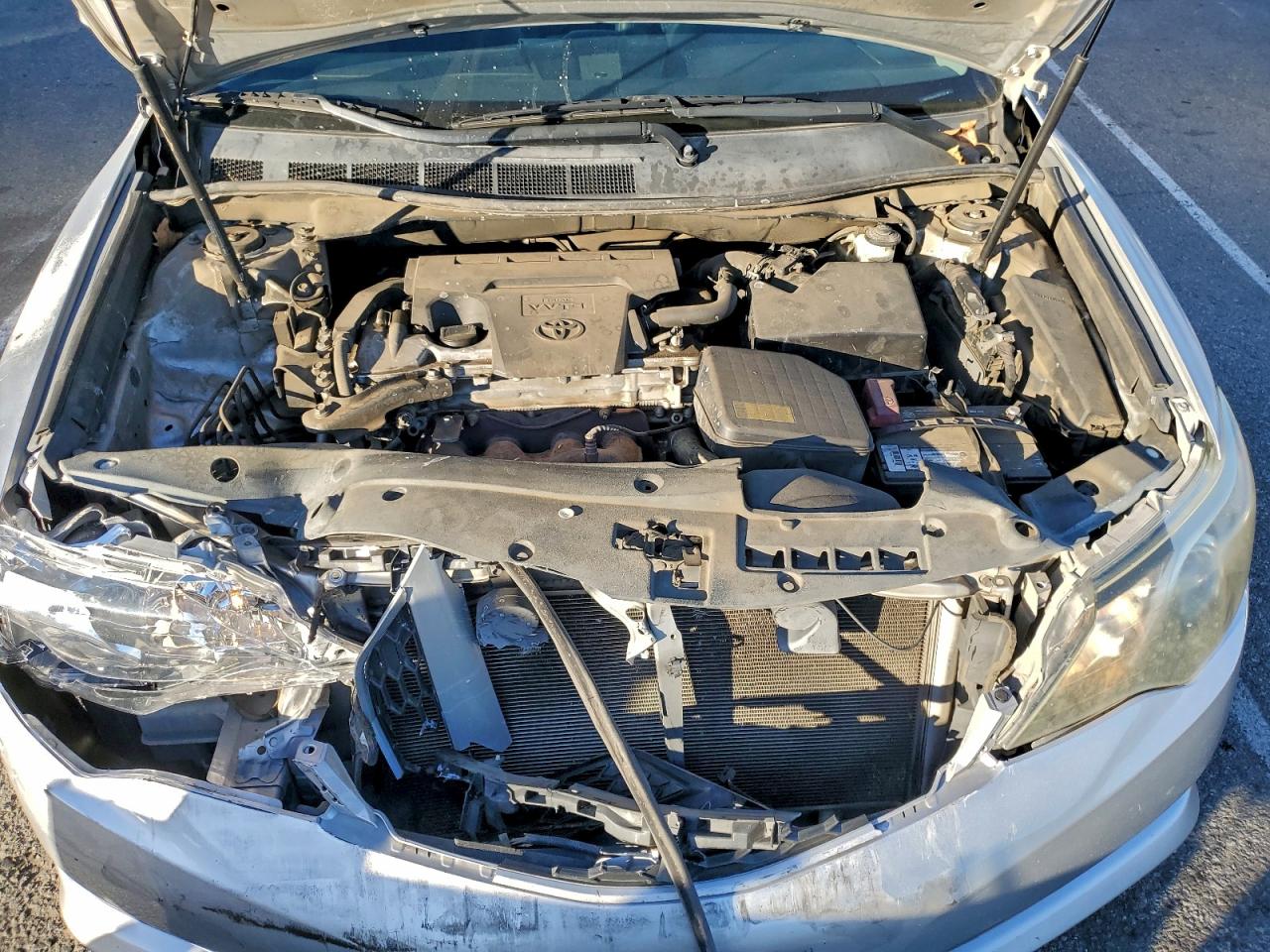 2012 TOYOTA CAMRY BASE photo 11