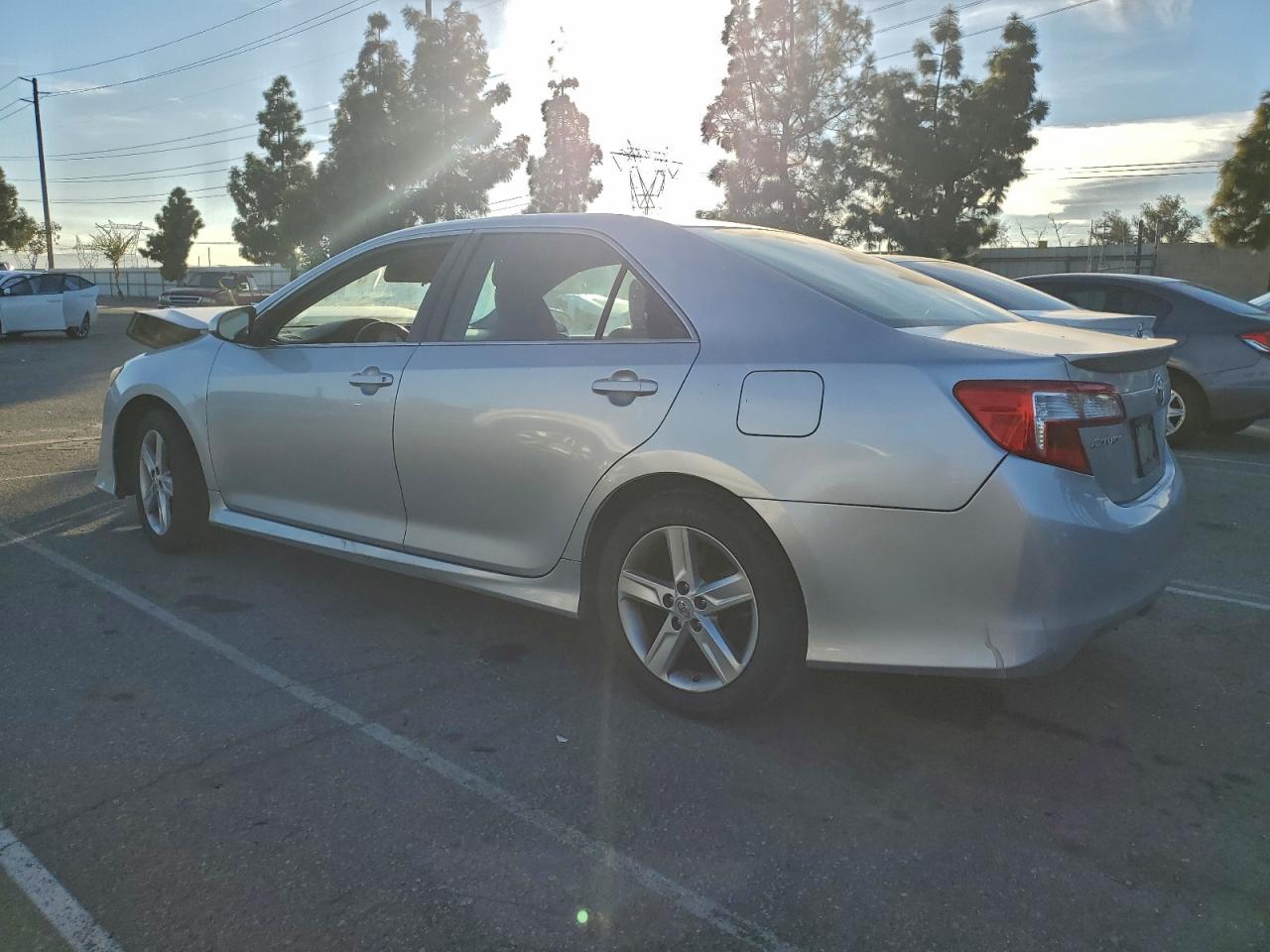 2012 TOYOTA CAMRY BASE photo 2