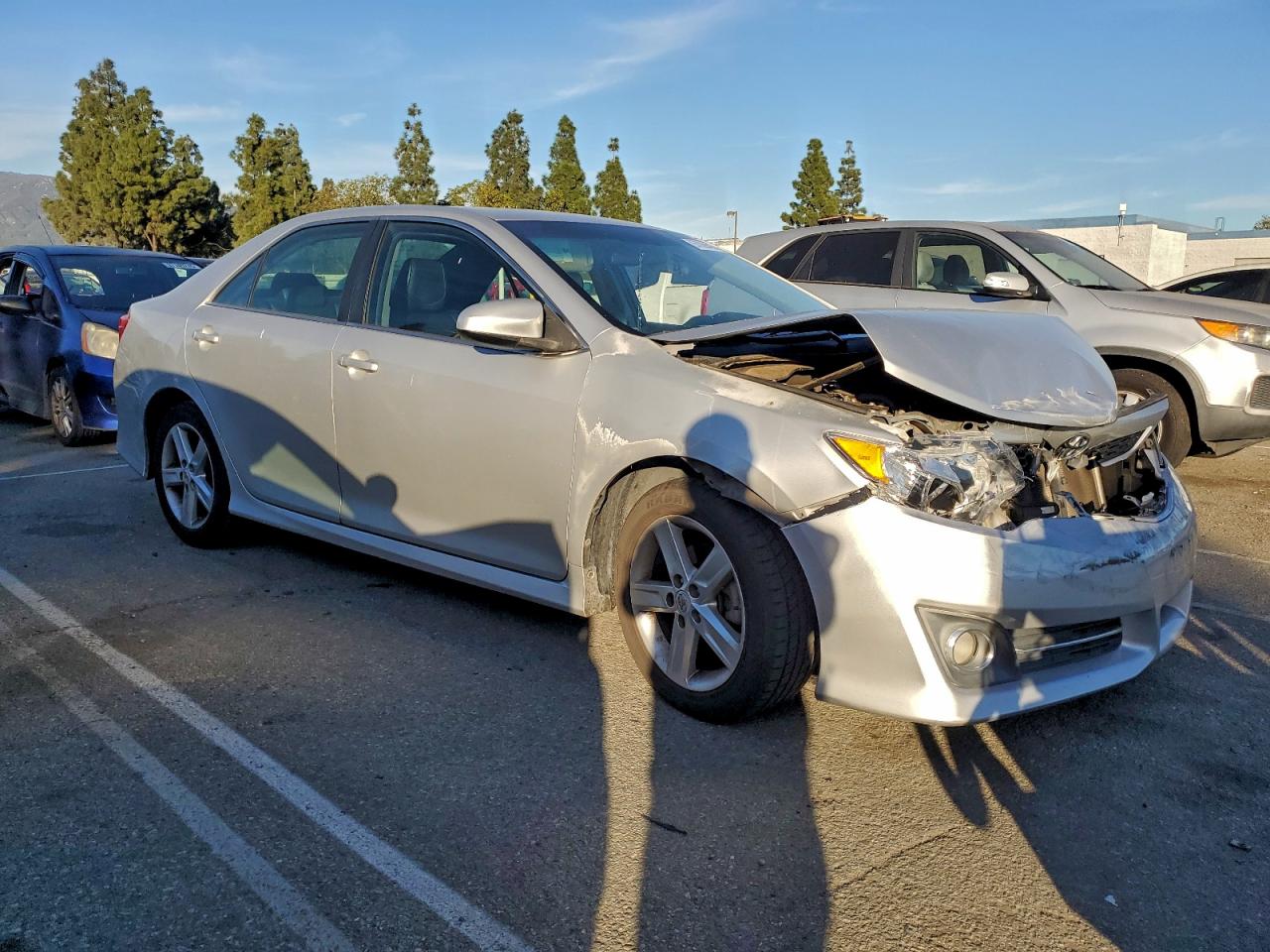 2012 TOYOTA CAMRY BASE photo 4