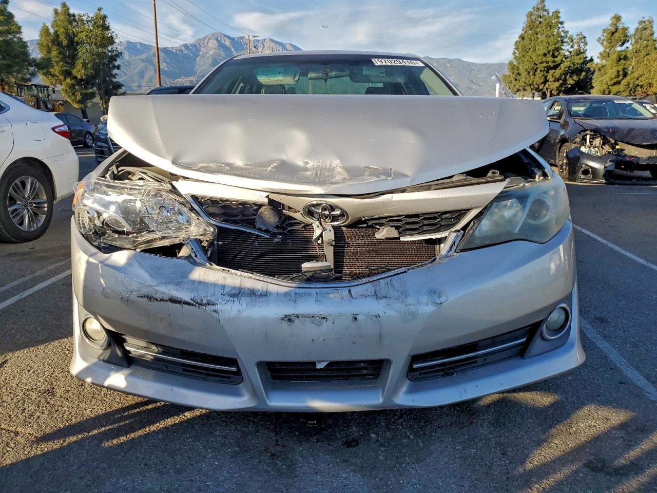 2012 TOYOTA CAMRY BASE photo 5