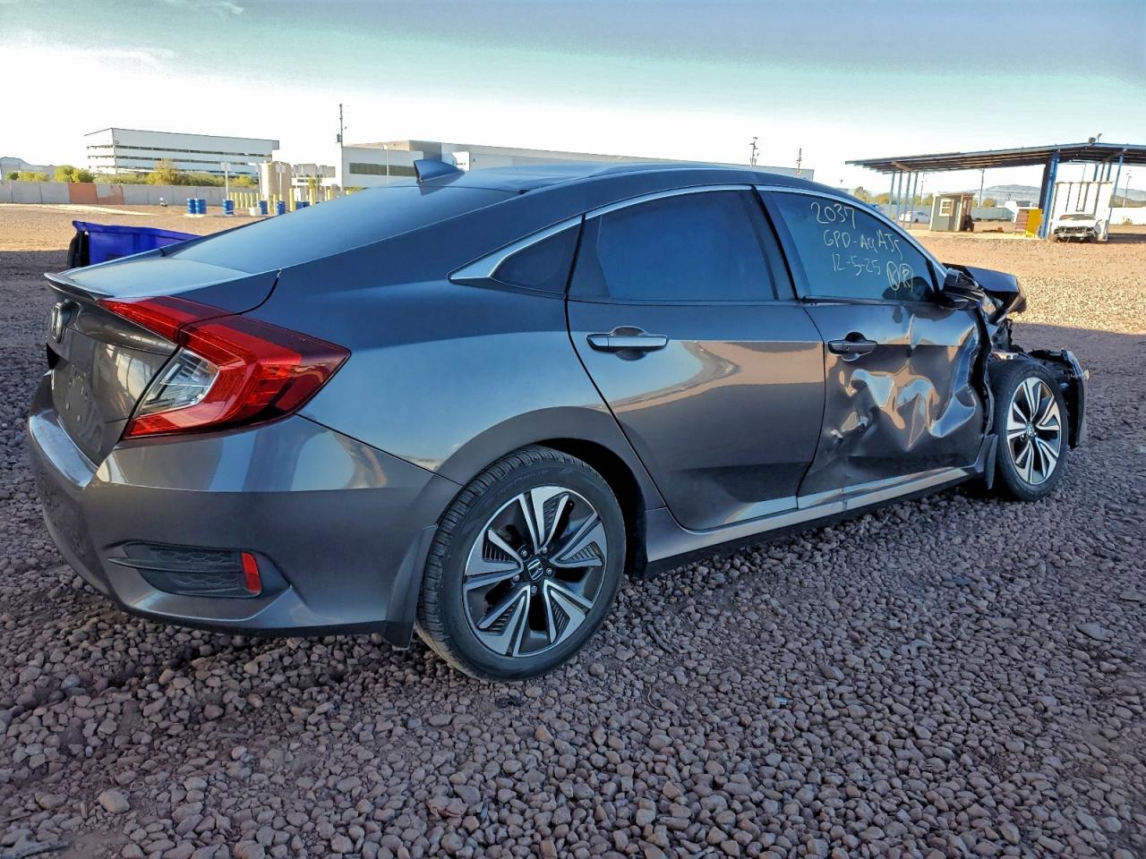 2017 HONDA CIVIC EXL photo 3