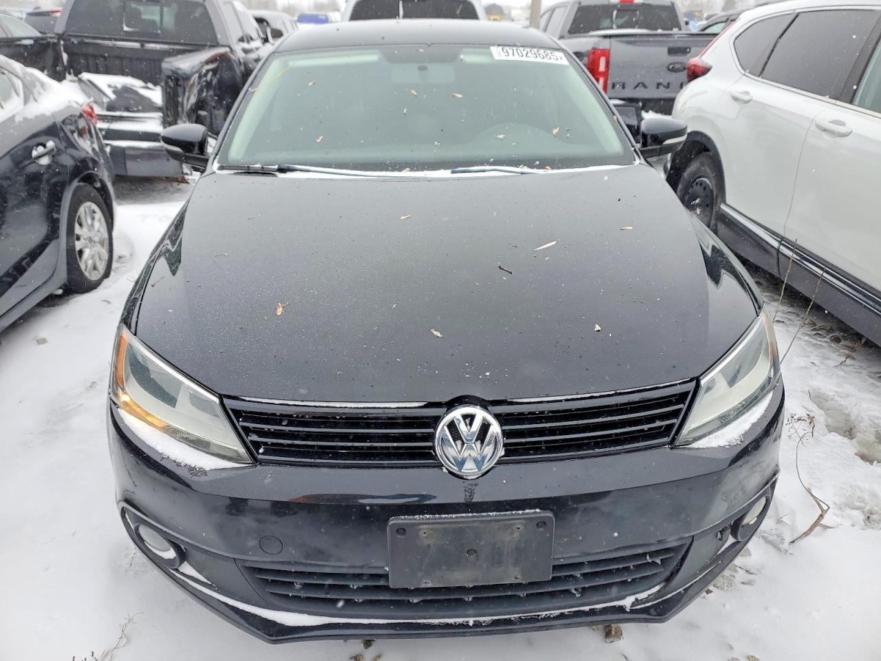 2014 VOLKSWAGEN JETTA BASE photo 5