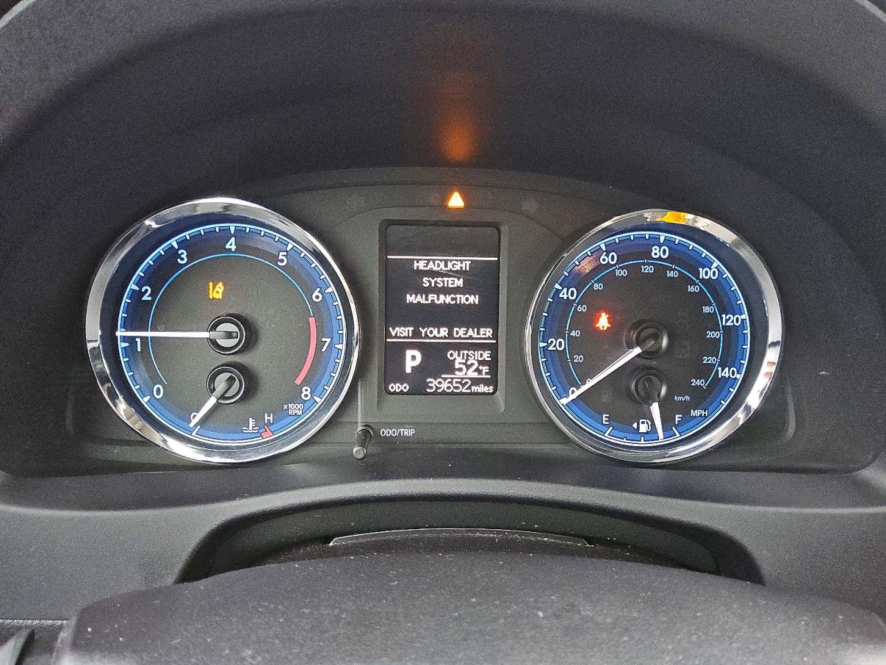 2019 TOYOTA COROLLA LE photo 17
