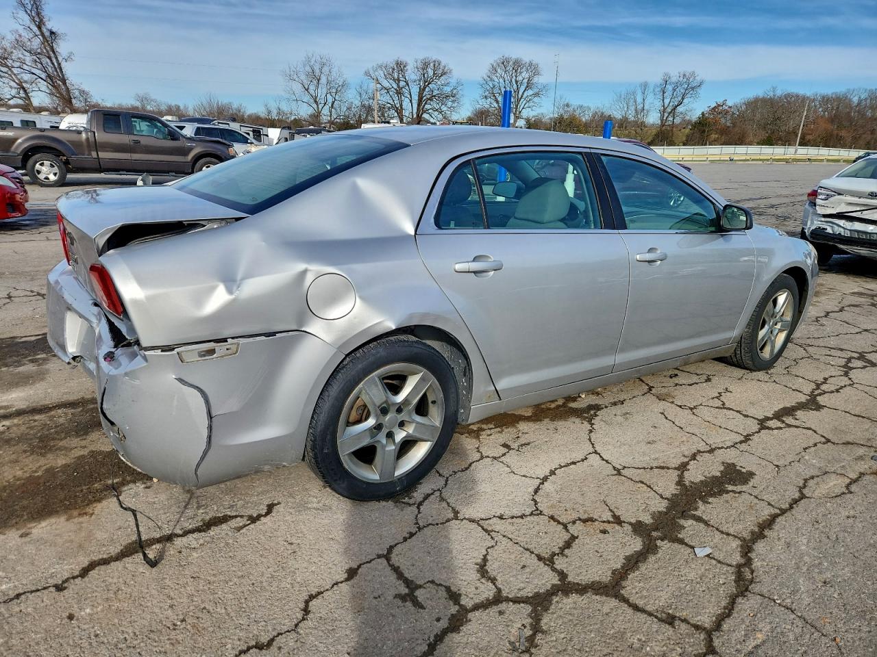 2011 CHEVROLET MALIBU LS photo 3