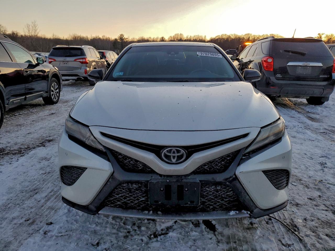 2018 TOYOTA CAMRY XSE photo 5
