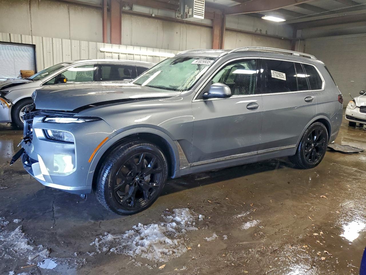 2025 BMW X7