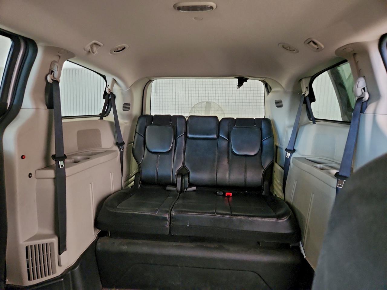 2015 DODGE GRAND CARAVAN SXT photo 28