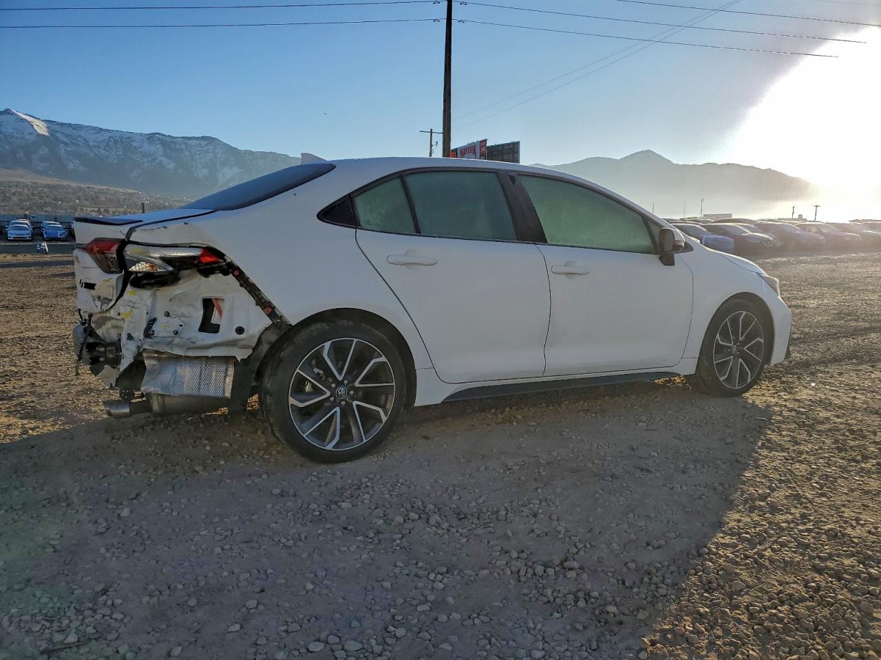 2022 TOYOTA COROLLA XSE photo 3