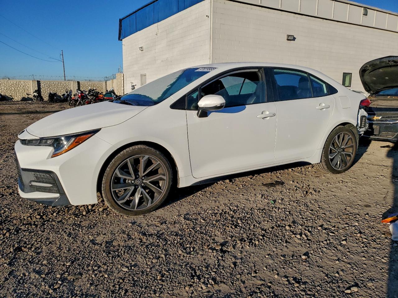 2022 TOYOTA COROLLA