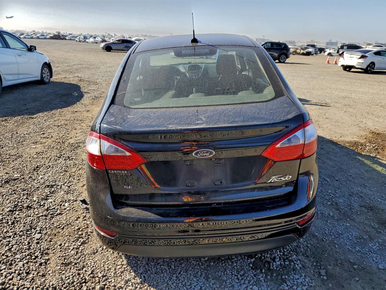 2018 FORD FIESTA SE photo 11