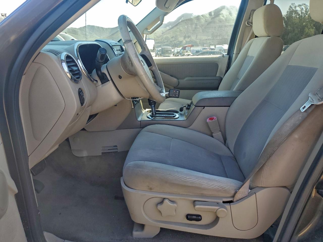 2007 FORD EXPLORER XLT photo 13