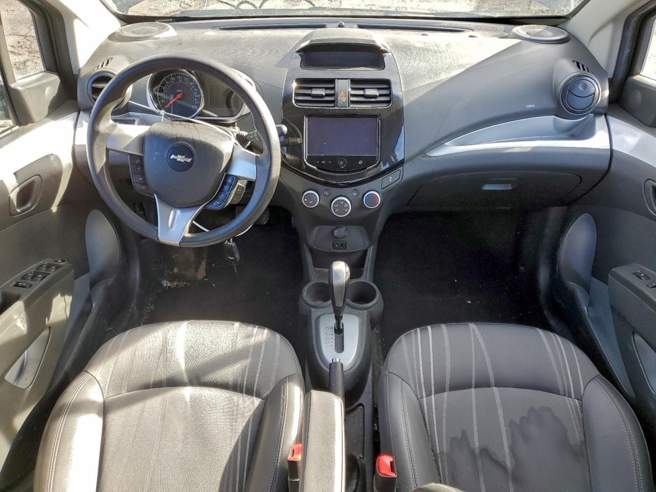 2015 CHEVROLET SPARK 1LT photo 8