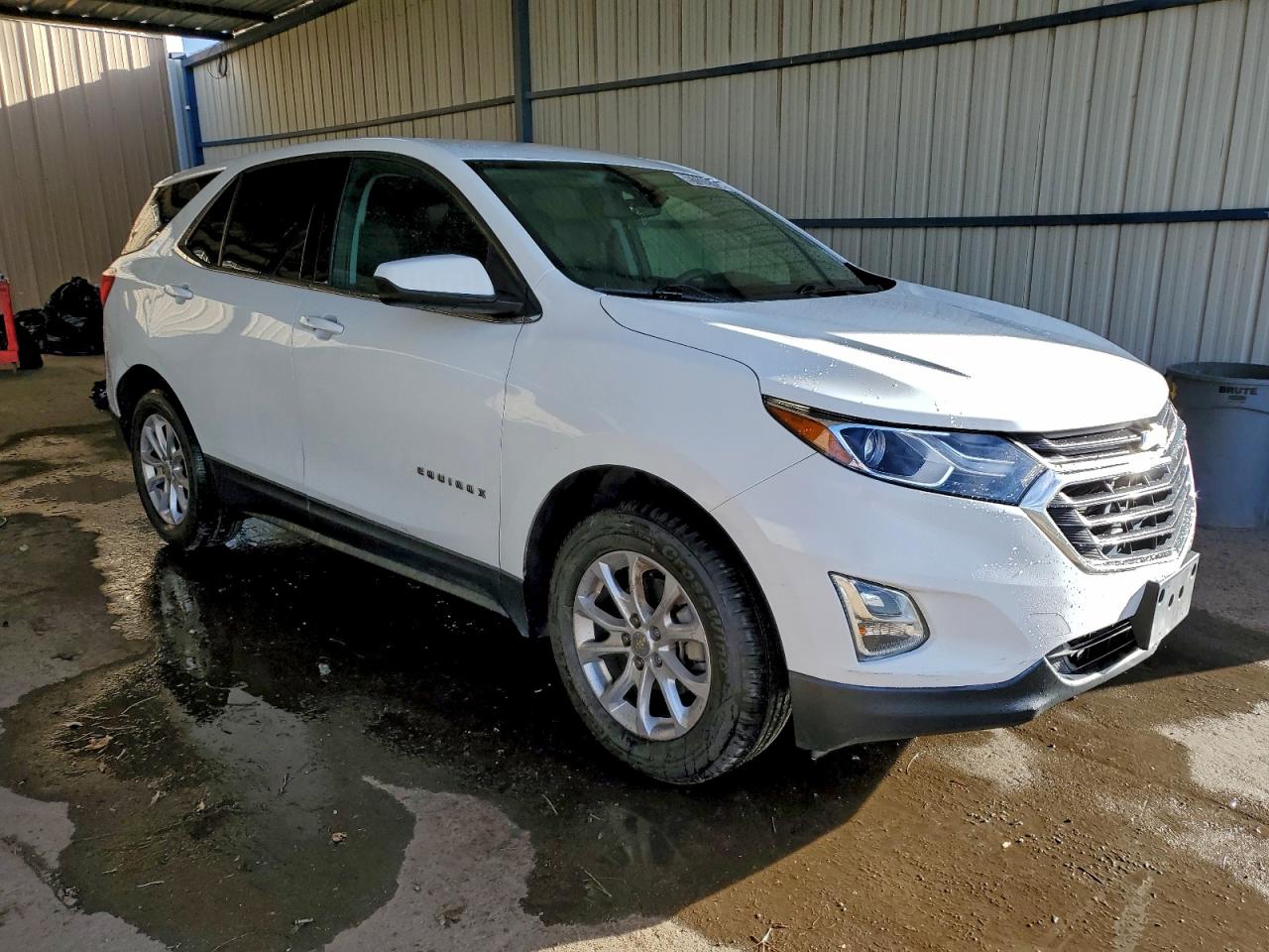 2020 CHEVROLET EQUINOX LT photo 4