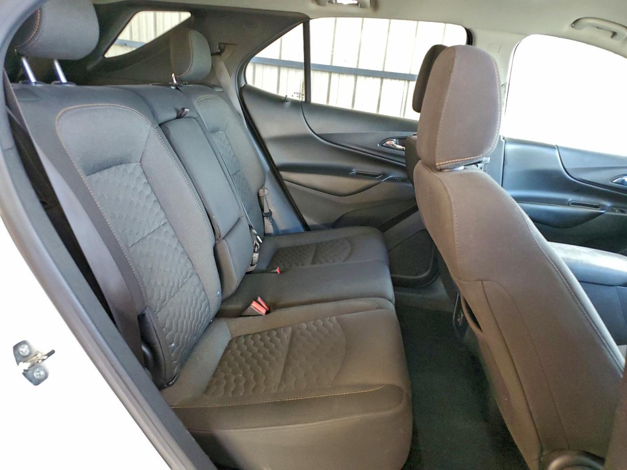 2020 CHEVROLET EQUINOX LT photo 11