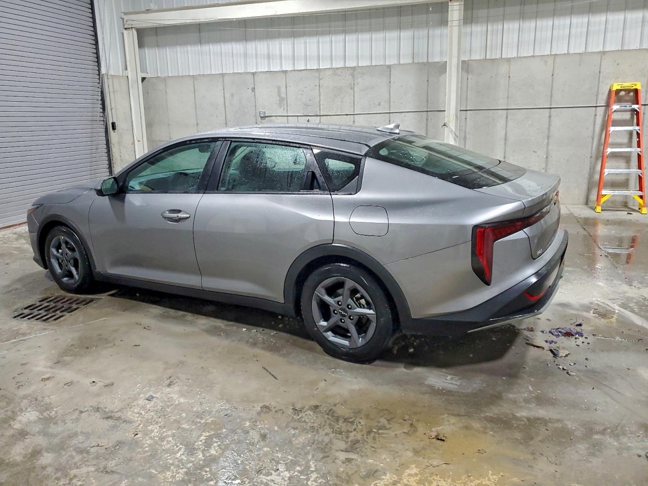 2025 KIA K4 LX photo 3