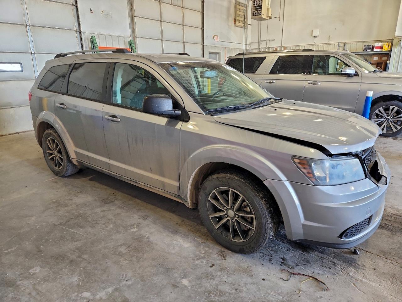 2017 DODGE JOURNEY SE photo 4