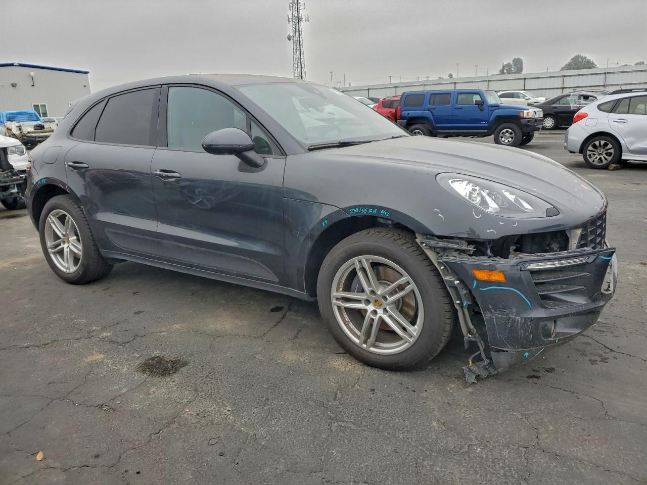 2017 PORSCHE MACAN photo 7