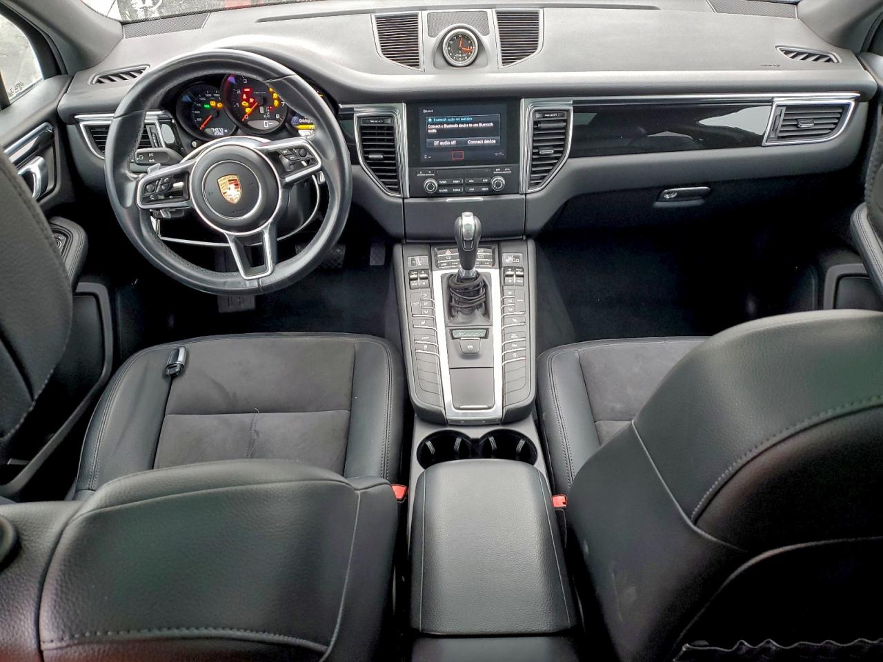 2017 PORSCHE MACAN photo 15