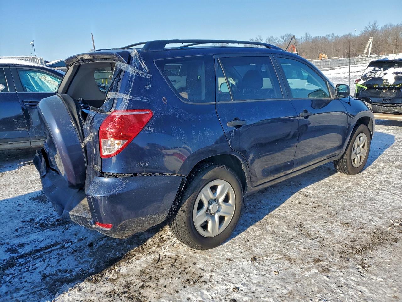 2007 TOYOTA RAV4 photo 3
