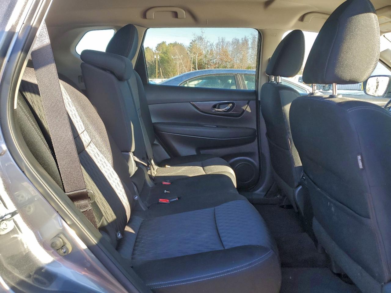 2018 NISSAN ROGUE S photo 31