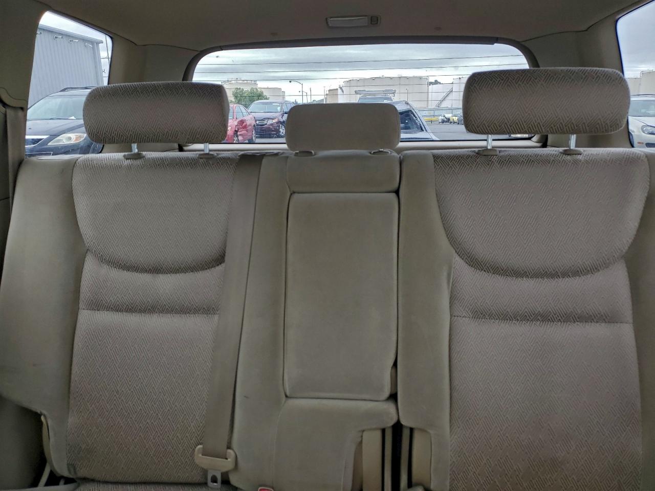 2003 TOYOTA HIGHLANDER LIMITED photo 10
