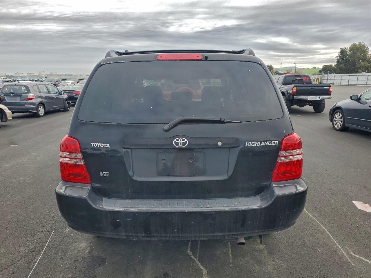 2003 TOYOTA HIGHLANDER LIMITED photo 6