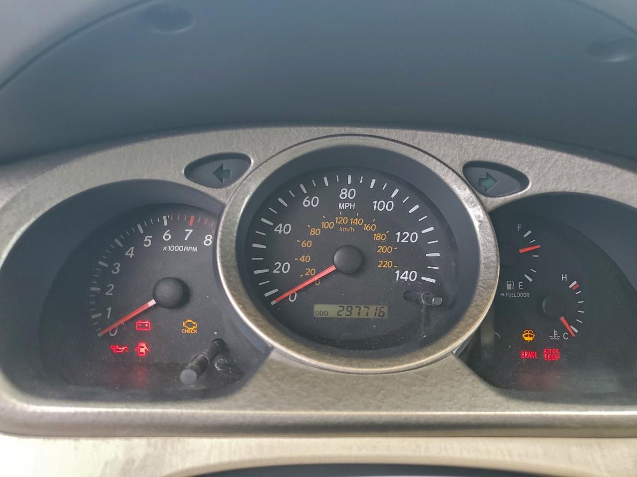 2003 TOYOTA HIGHLANDER LIMITED photo 9