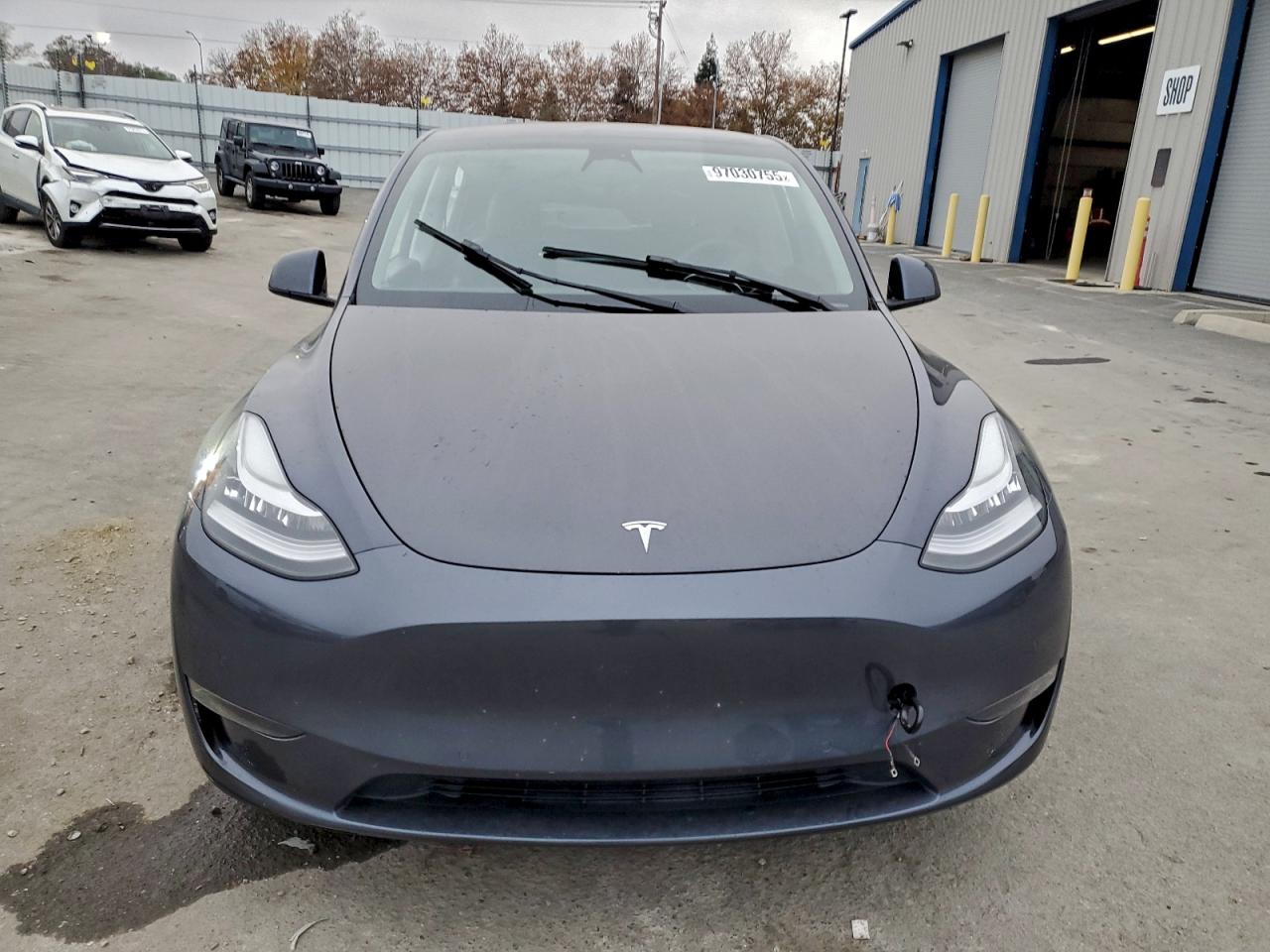 2021 TESLA MODEL Y photo 9